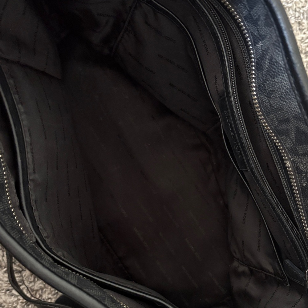 Michael Kors Black Tote Bag - Picture 4 of 7